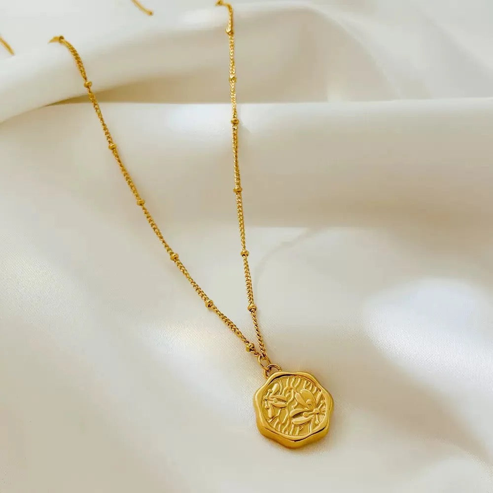 Camila Necklace