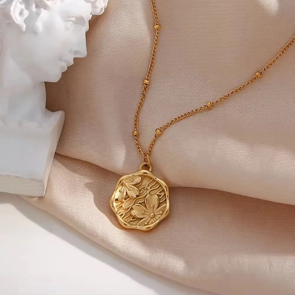 Camila Necklace
